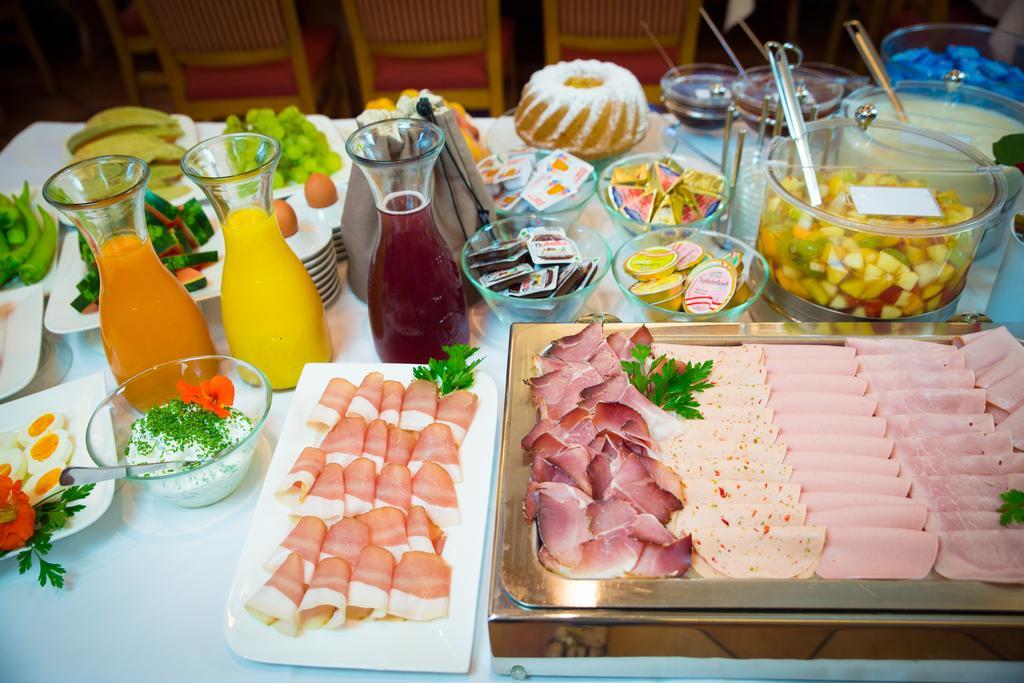 Hotel Restaurant Thadeushof Techelsberg Dış mekan fotoğraf