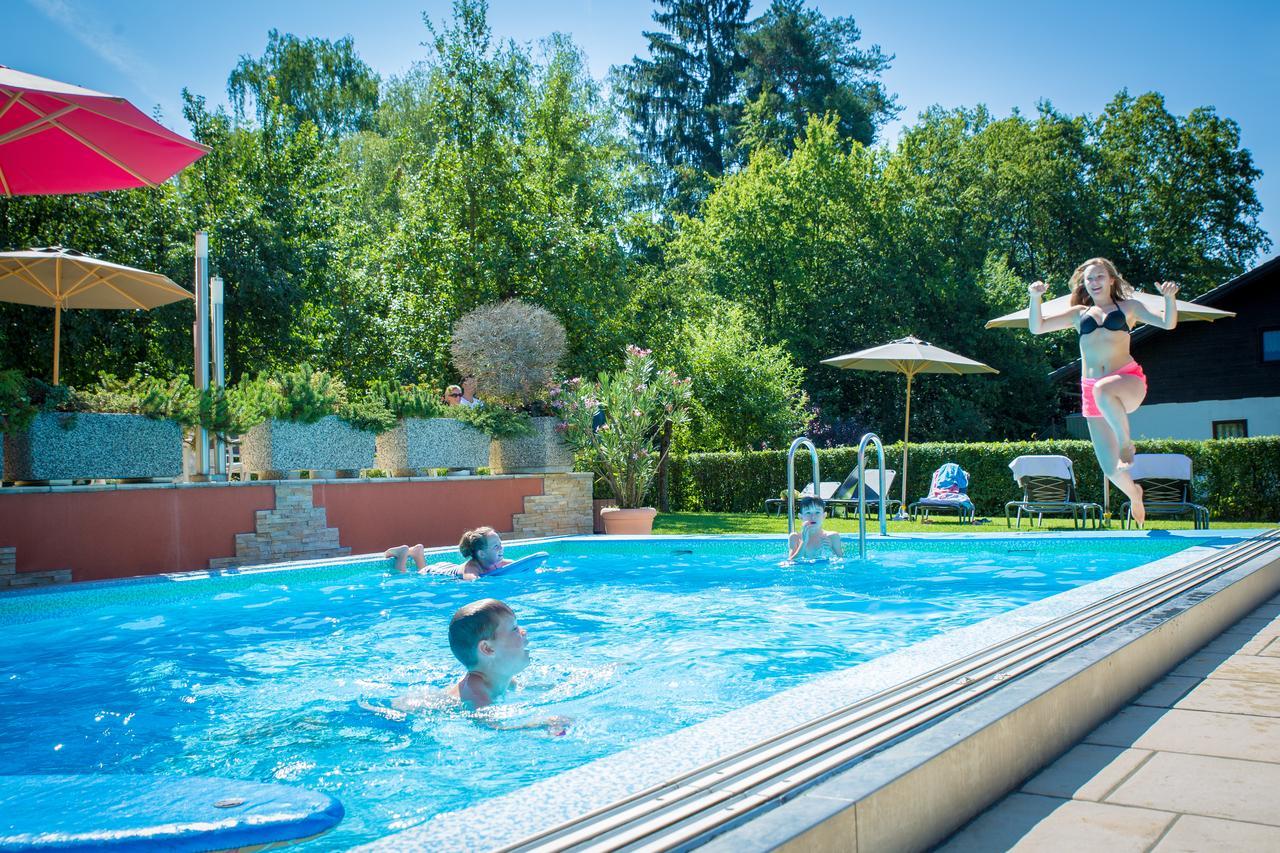 Hotel Restaurant Thadeushof Techelsberg Dış mekan fotoğraf